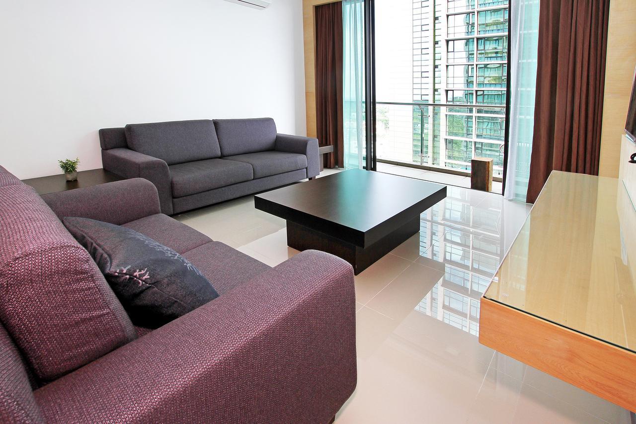 Bernard Holiday Home @ Imperial Suites Kuching Exterior foto